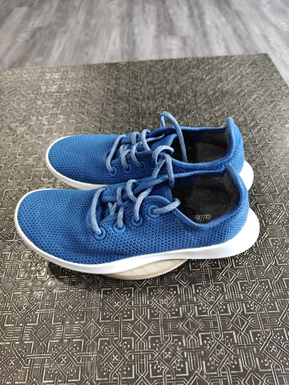 Allbirds Tree Runners Size 8 Like new - Picture 10 of 11